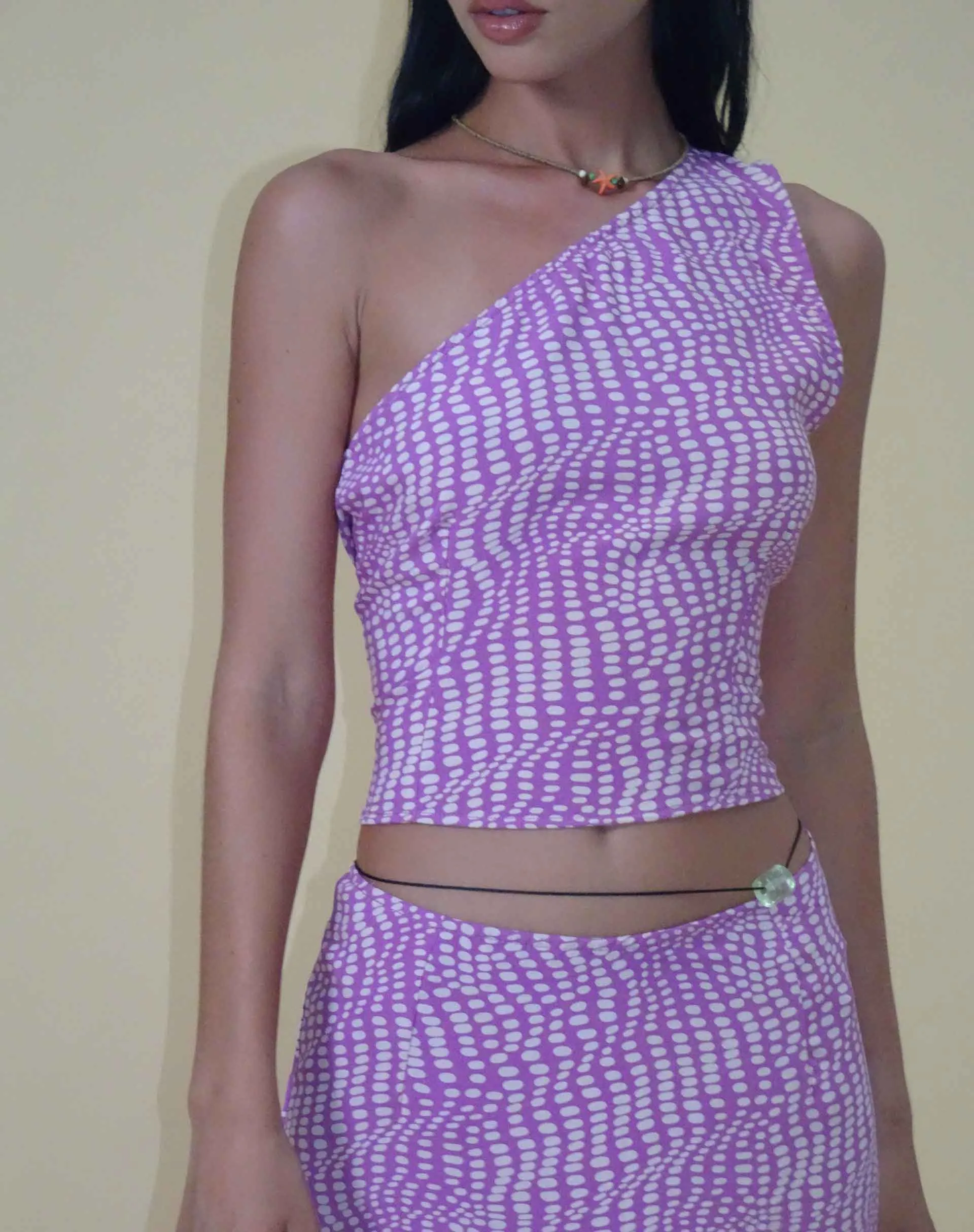 Bayan One Shoulder Top in Wavy Polka Purple