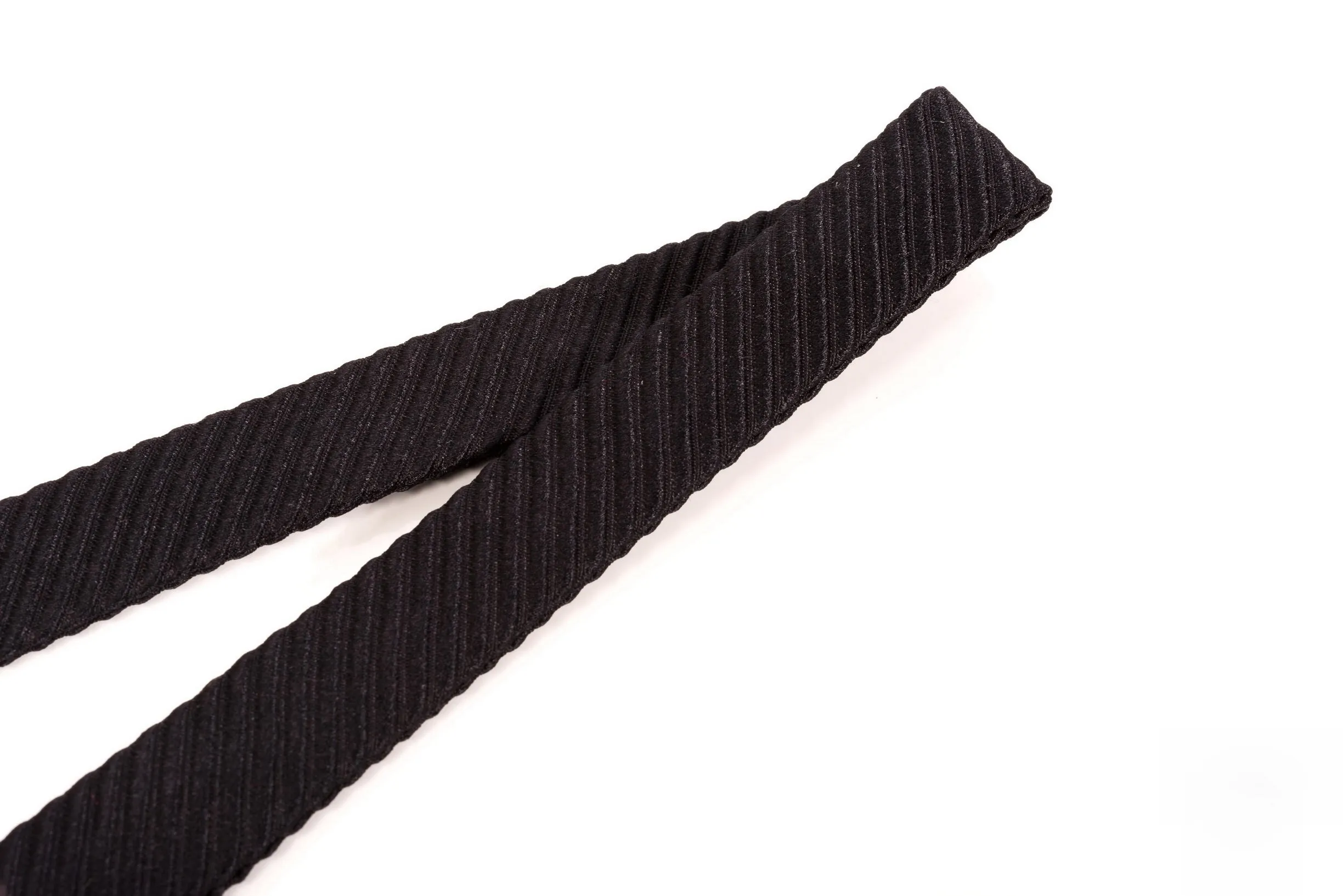 Black Single-End Wide Rib Grosgrain Bow Tie