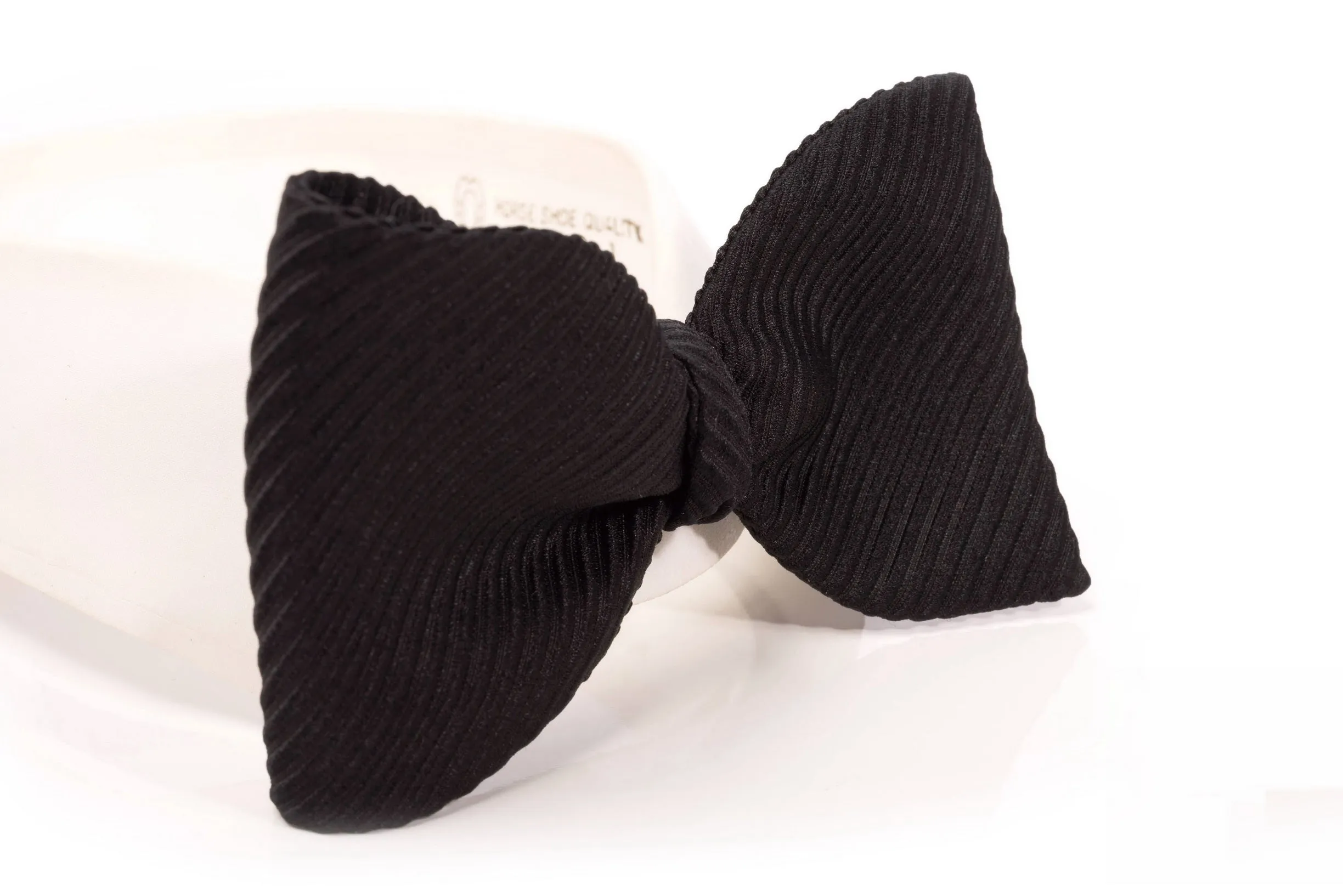 Black Single-End Wide Rib Grosgrain Bow Tie