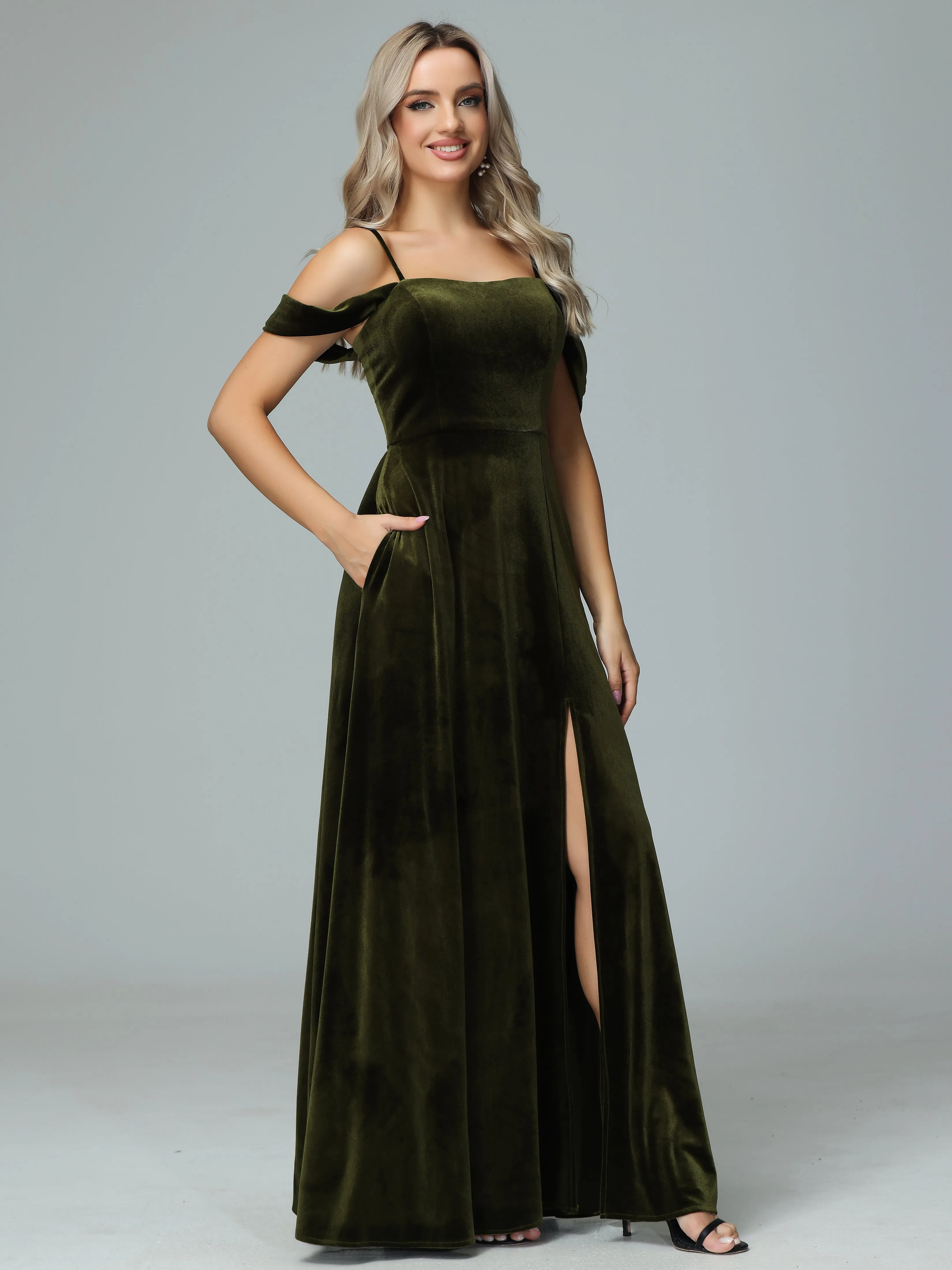 Off the Shoulder Straps Velvet Bridesmaid Dresses with Pockets