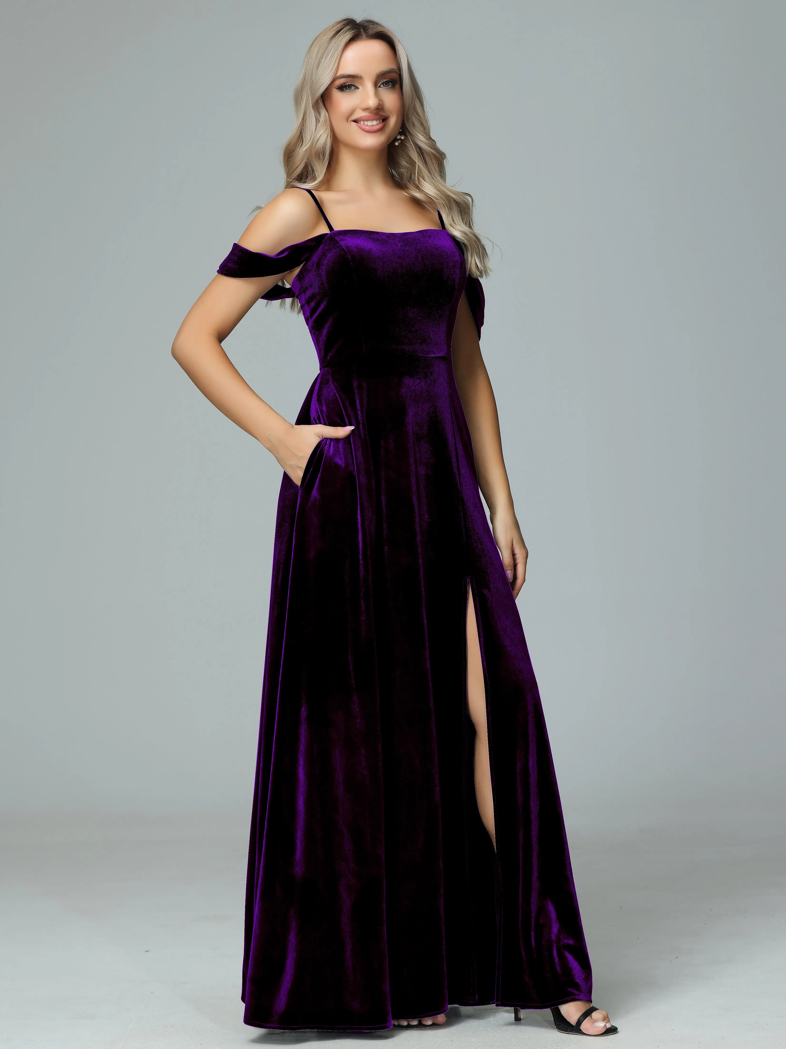 Off the Shoulder Straps Velvet Bridesmaid Dresses with Pockets