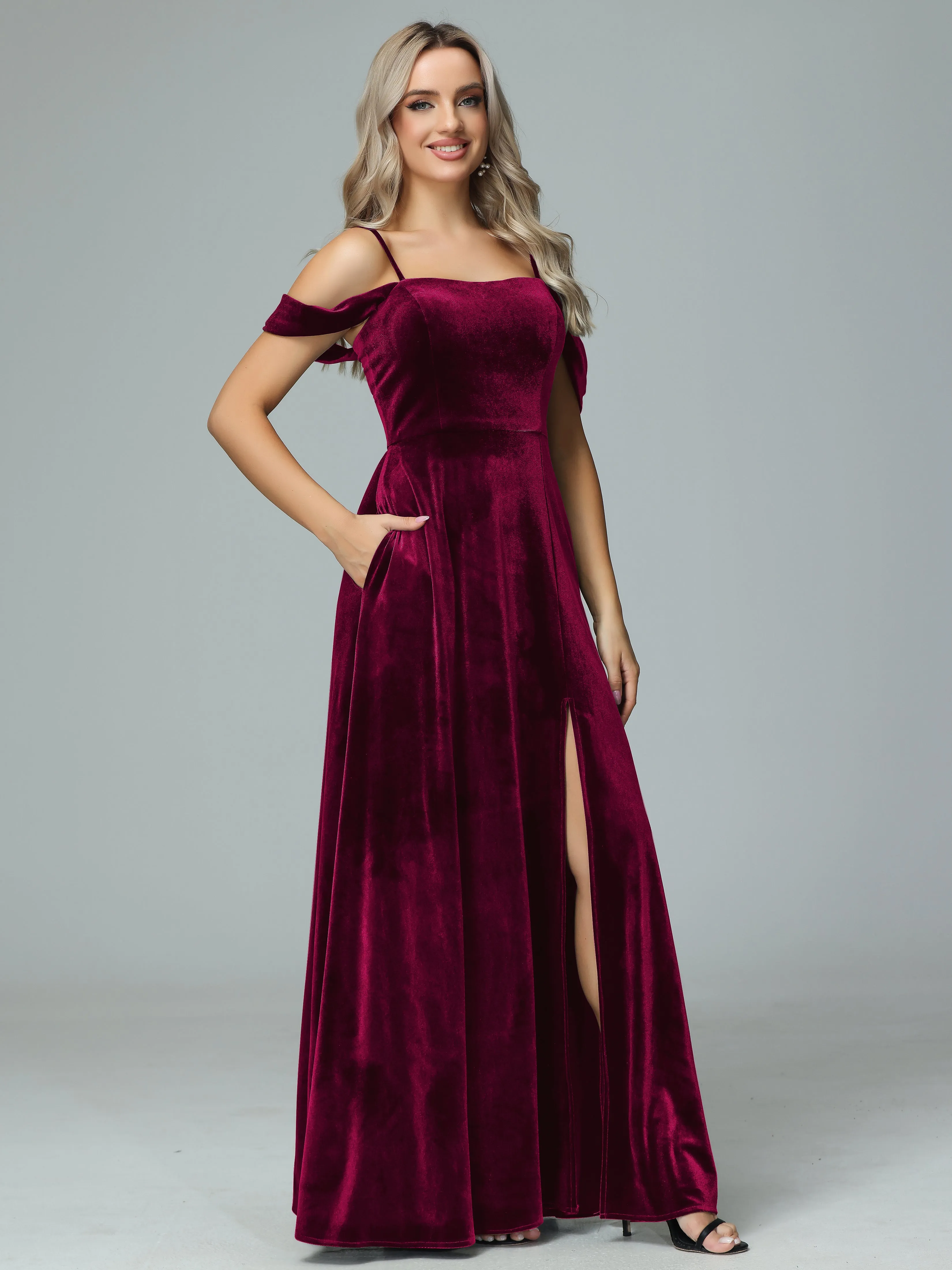 Off the Shoulder Straps Velvet Bridesmaid Dresses with Pockets