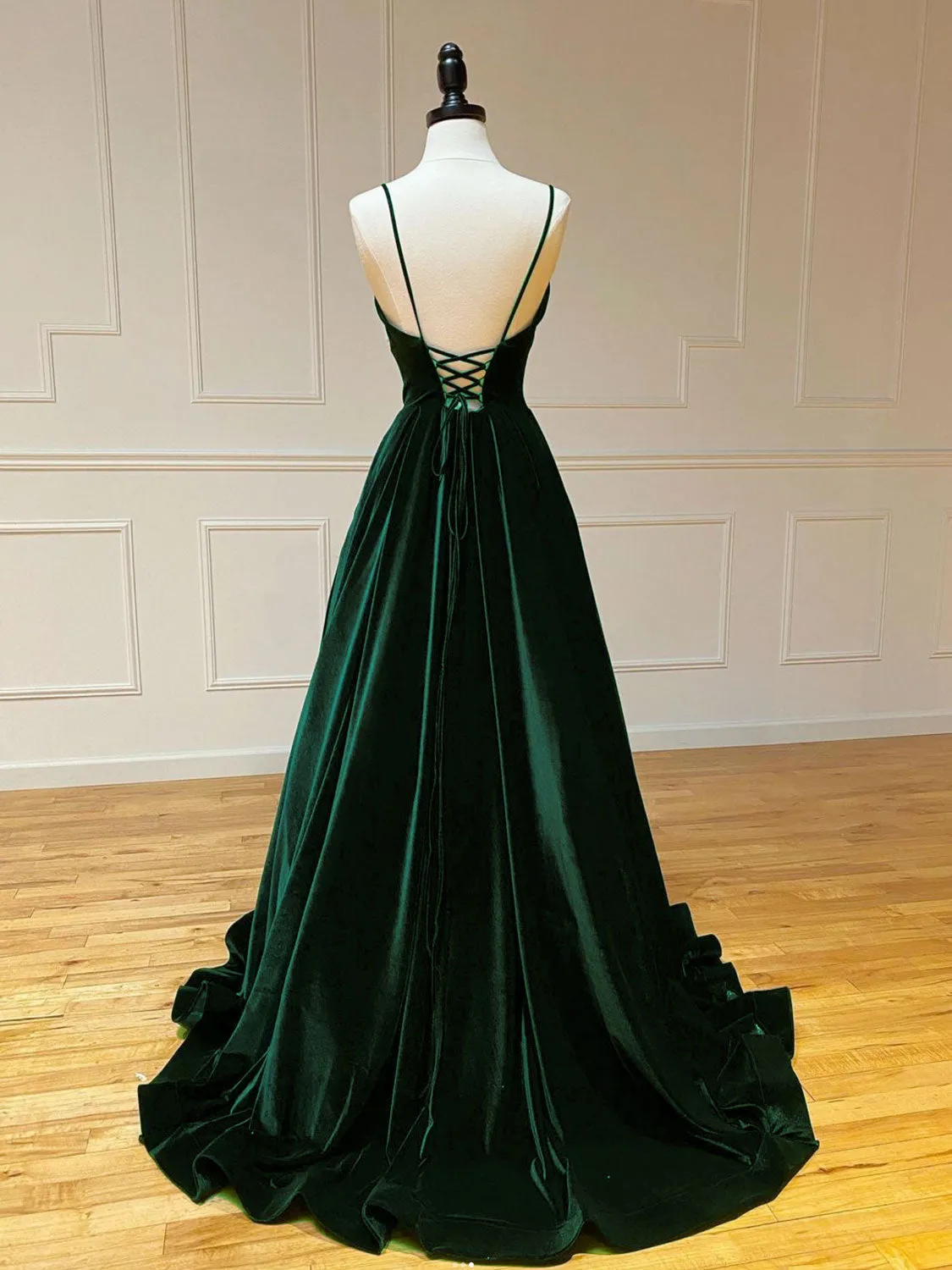 Simple Velvet Spaghetti Strap Green Ball Gown Prom Dress